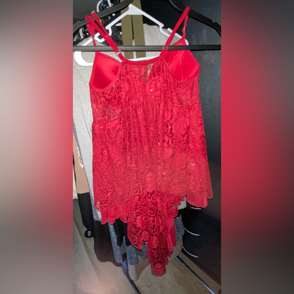 Lingerie - Picture 3 of 3